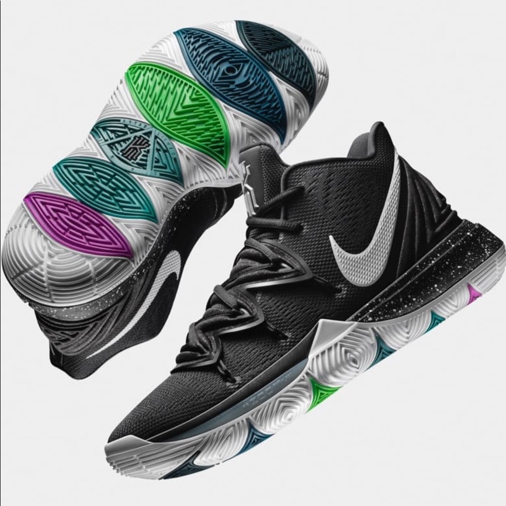 Mens Nike Kyrie 5 Black Magic size 10 - Picture 13 of 13